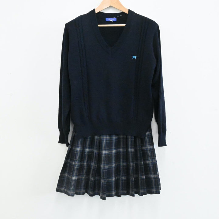 【中古】東京都 花咲徳栄高校 女子制服 5点（ブレザー・ベスト・スカート・ニット）sf001569