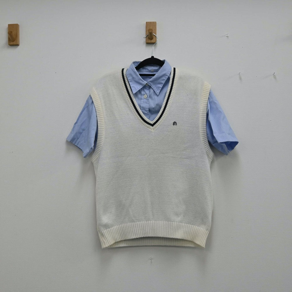 【中古】神奈川県 横浜雙葉学園 女子制服 4点（シャツ・ニットベスト）sf001610
