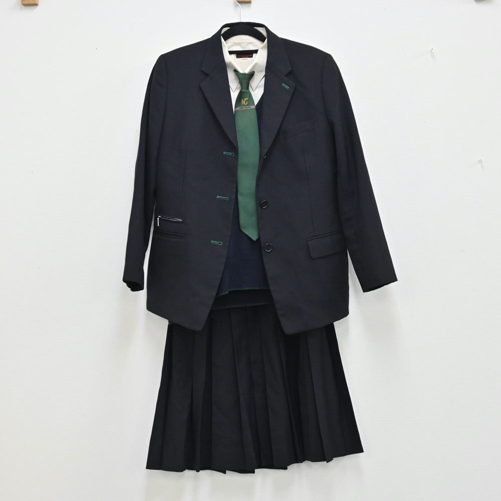 【中古】愛媛県 新田高校 女子制服 5点（ブレザー・スカート・ニット・シャツ）sf001641