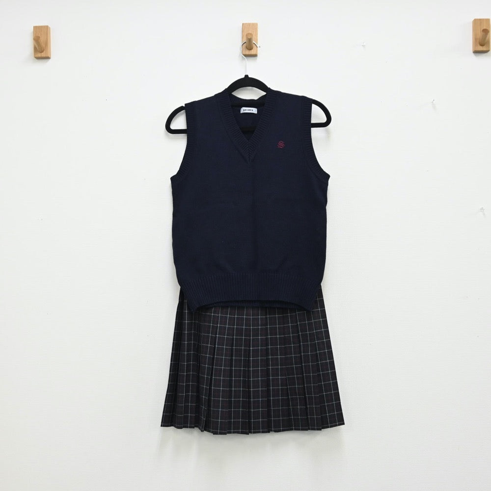 【中古】東京都 世田谷区立瀬田中学校 女子制服 2点（スカート・ニットベスト）sf001679