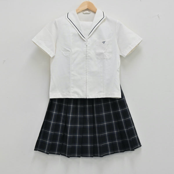 【中古】秋田 秋田県立湯沢翔北高校 女子制服 2点（シャツ・スカート）sf001905