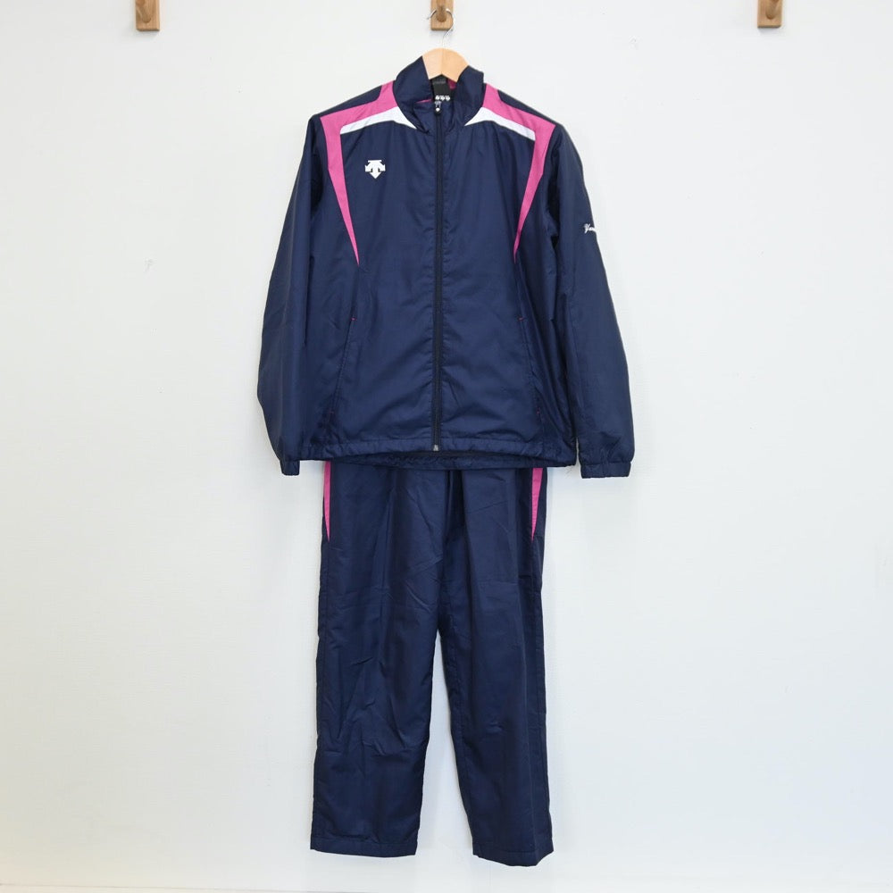 【中古】埼玉県 坂戸中学校 女子制服 2点（ 部活ユニフォーム 上下）sf002062