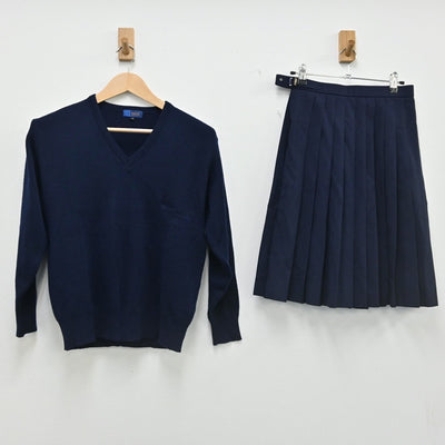 【中古】埼玉県 鶴ヶ島中学校 女子制服 4点（セーラー服・ニット・スカート）sf002385