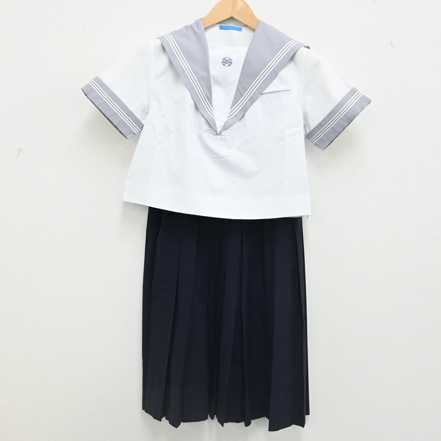 【中古】北海道 函館市立北中学校 女子制服 2点（セーラー服・スカート）sf002390