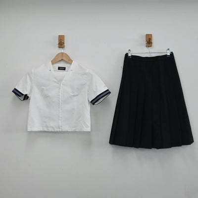 【中古】東京都 武蔵野大学高等学校 女子制服 2点（セーラー服・スカート）sf002444