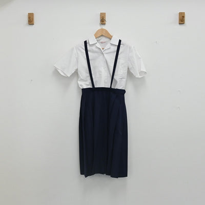 【中古】福岡県 岡垣東中学校 女子制服 2点（シャツ・スカート）sf002474