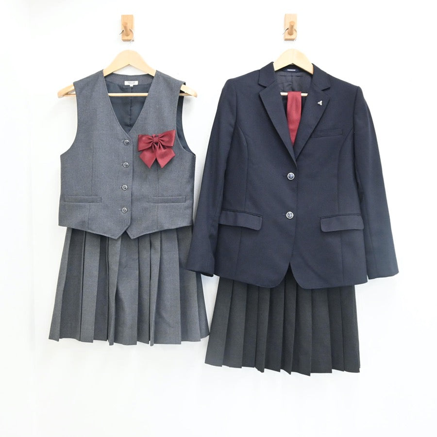 【中古】熊本県 鎮西高等学校 女子制服 7点（ブレザー・ベスト・スカート・スカート）sf002515