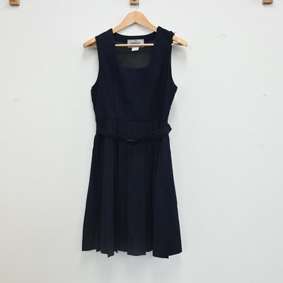 【中古】神奈川県 佼成学園女子高等学校 女子制服 2点（セーラー服・ジャンパースカート）sf002517
