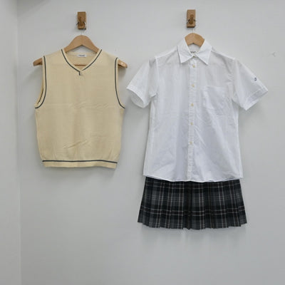 【中古】大阪府 大阪国際滝井高校 女子制服 3点（シャツ・ニットベスト・スカート）sf002533