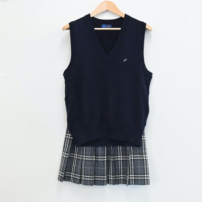 【中古】東京都 深川高校 女子制服 2点（ニットベスト・スカート）sf002655