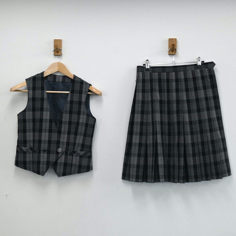 【中古】埼玉県 入間市立黒須中学校 女子制服 4点（ブレザー・ベスト・スカート）sf002723