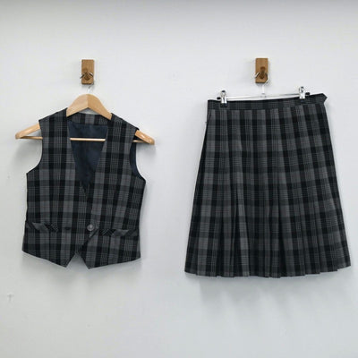 【中古】埼玉県 入間市立黒須中学校 女子制服 4点（ブレザー・ベスト・スカート）sf002723