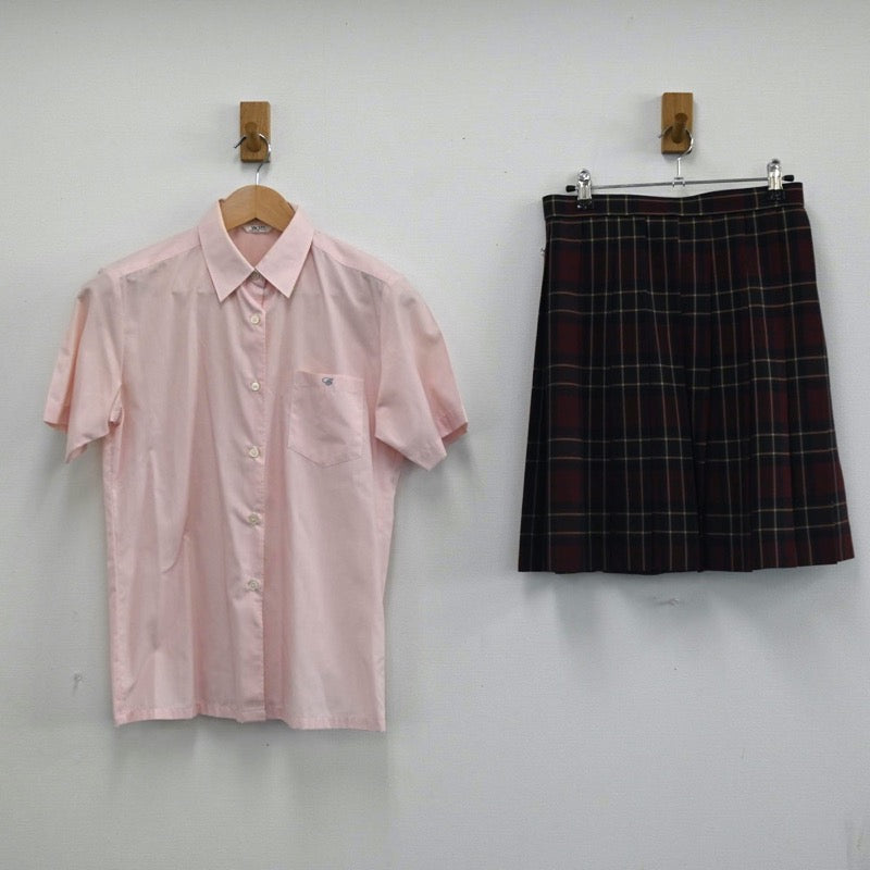 【中古】千葉県 千葉商科大学附属高校 女子制服 3点（ニットベスト・シャツ・スカート）sf002764
