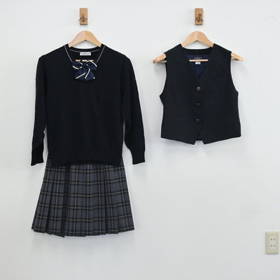 【中古】埼玉県 栄東高等学校 女子制服 7点（ブレザー・ベスト・ニット・スカート・スカート）sf002832