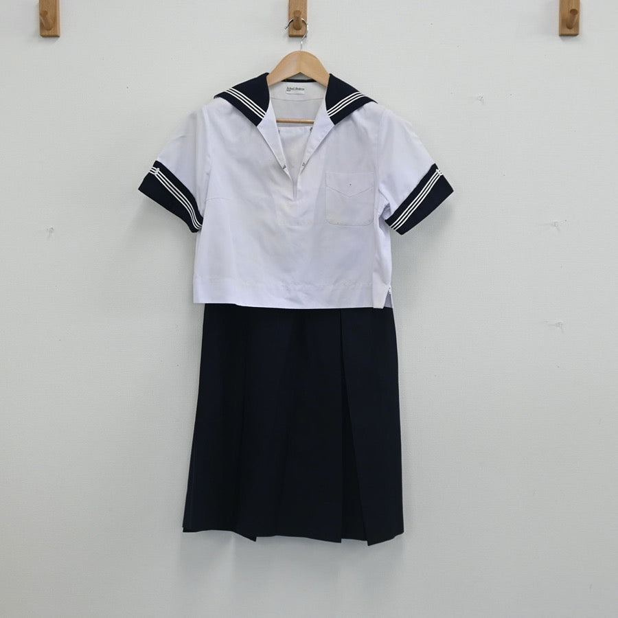 【中古】神奈川県 横浜共立学園高等学校 女子制服 2点（セーラー服・スカート）sf002850