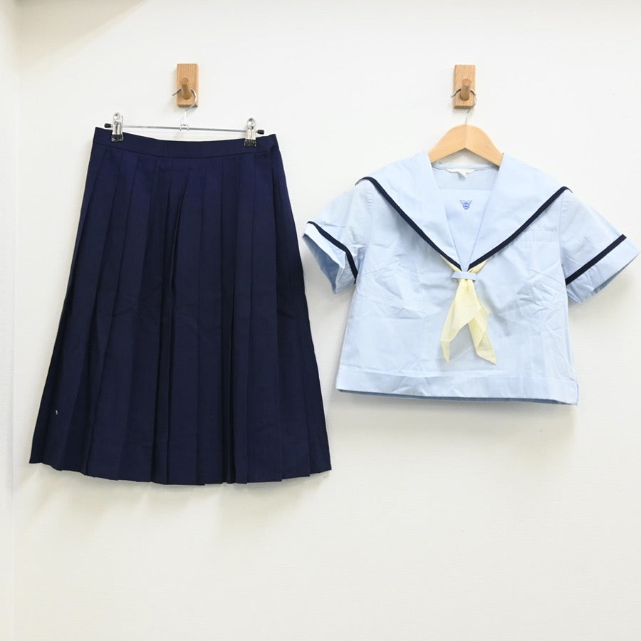 【中古】佐賀県 佐賀県立唐津東高校 女子制服 3点（シャツ・スカート）sf002898