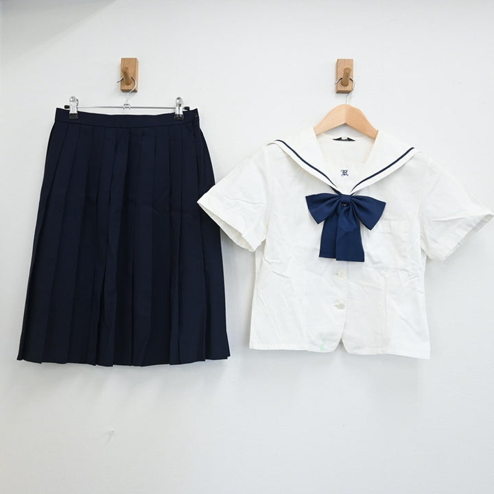 【中古】福岡県 福岡九州女子高等学校 女子制服 4点（セーラー服・スカート）sf003027