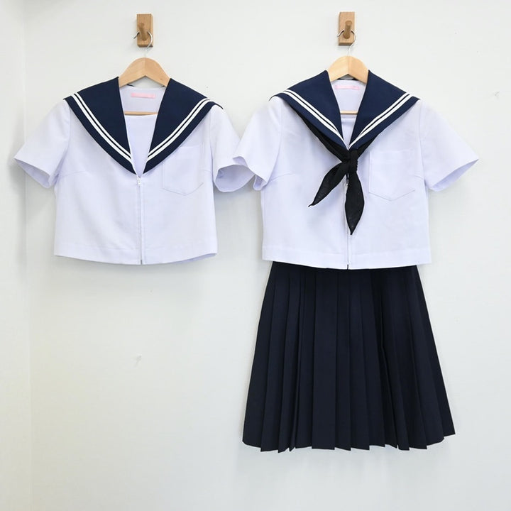 【中古】愛知県 瀬戸市立水無瀬中学校 女子制服 4点（セーラー服・スカート）sf003040