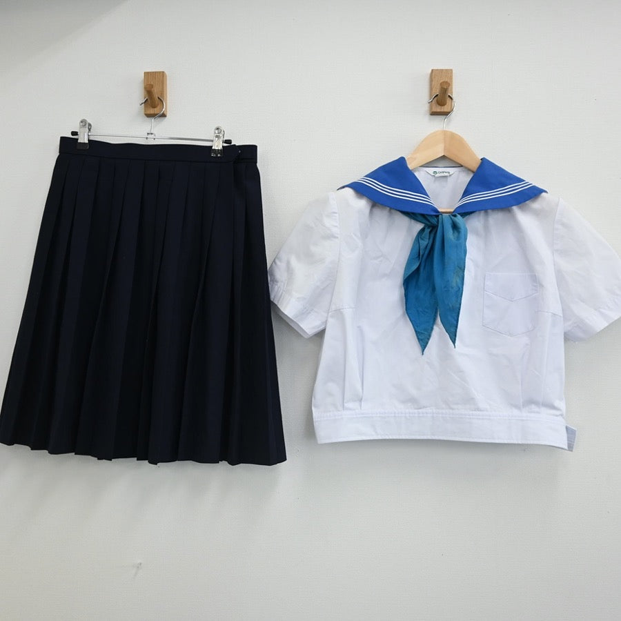 【中古】石川県 北陸学院高校 女子制服 3点（セーラー服・スカート）sf003082