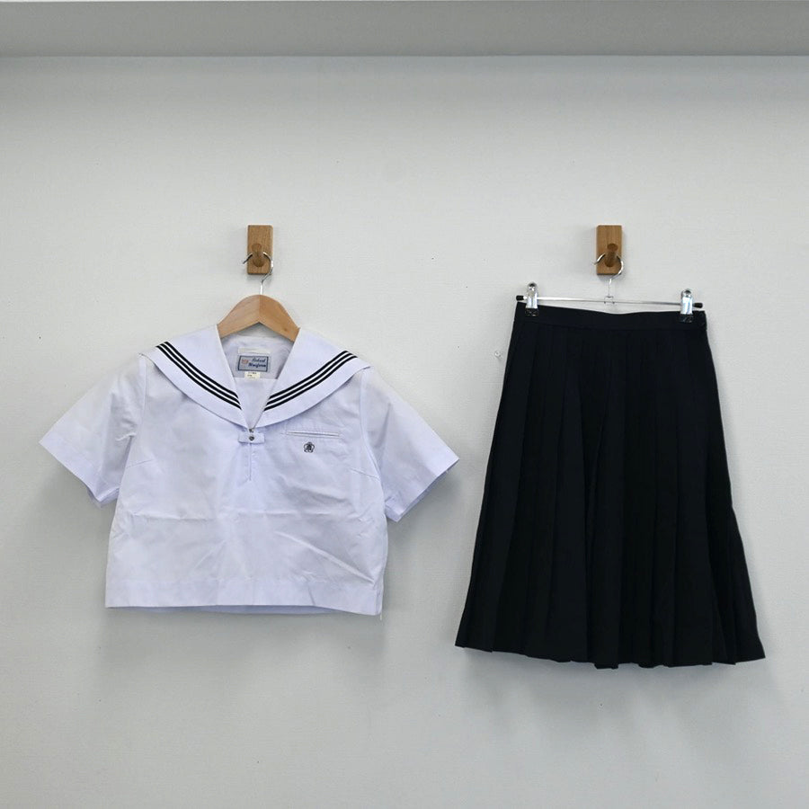 【中古】滋賀県 水口高等学校 女子制服 2点（セーラー服・スカート）sf003212
