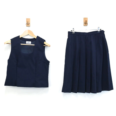 【中古】神奈川県 茅ヶ崎市立鶴が台中学校 女子制服 3点（ブレザー・ベスト・スカート）sf003217