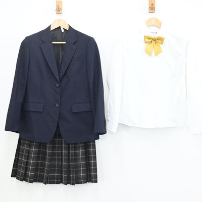 【中古】福岡県 九州産業大学付属九州高等学校 女子制服 4点（ブレザー・シャツ・スカート）sf003312