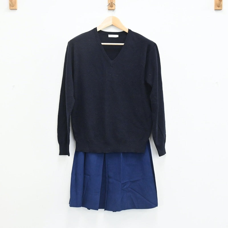 【中古】埼玉県 第六中学校 女子制服 6点（ブレザー・ベスト・ニット・スカート）sf003385
