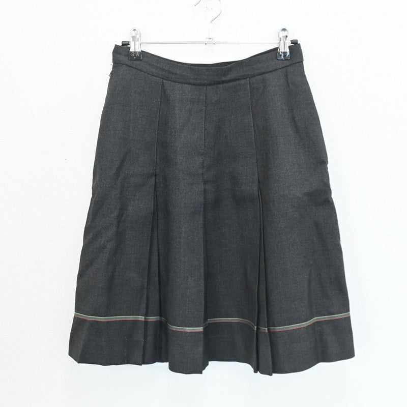 【中古】東京都 桜美林高等学校 女子制服 4点（ブレザー・ニット・ベスト・スカート）sf003409