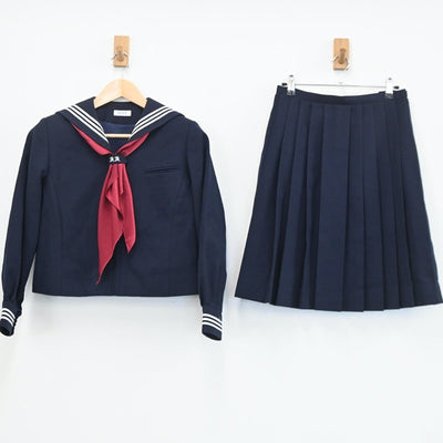 【中古】東京都 昭和女子大学付属昭和中学校 女子制服 4点（セーラー服・ニット・スカート）sf003421