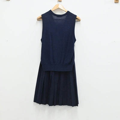 【中古】東京都 上板橋第三中学校 女子制服 2点（ニットベスト・スカート）sf003512