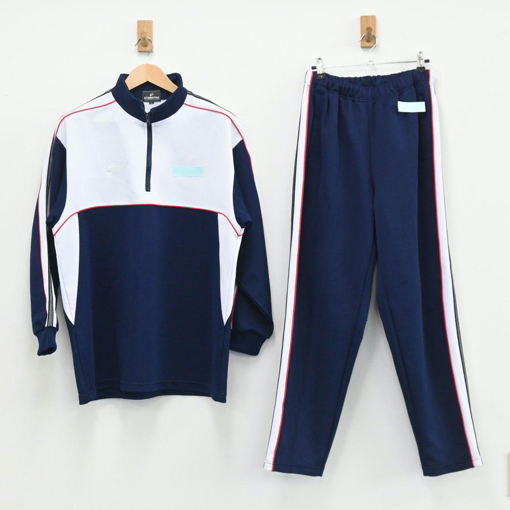 【中古】東京都 暁星中高等学校 男子制服 4点（ジャージ 上・体操服 上・ジャージ 下・体操服 下）sf003652