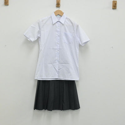 【中古】東京都 松江第四中学校 女子制服 3点（シャツ・ニットベスト・スカート）sf003734