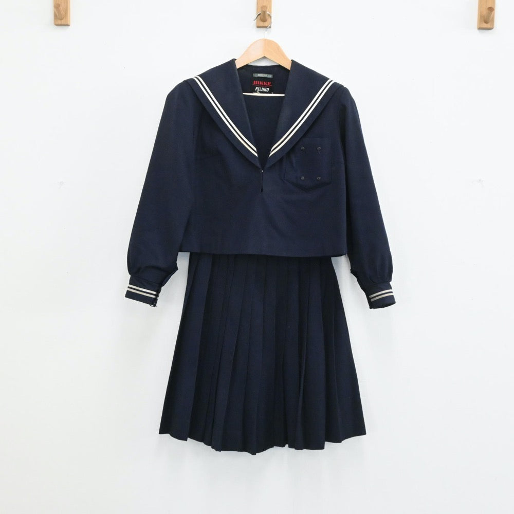 【中古】愛知県 豊山中学校 女子制服 3点（セーラー服・スカート・シャツ）sf003886