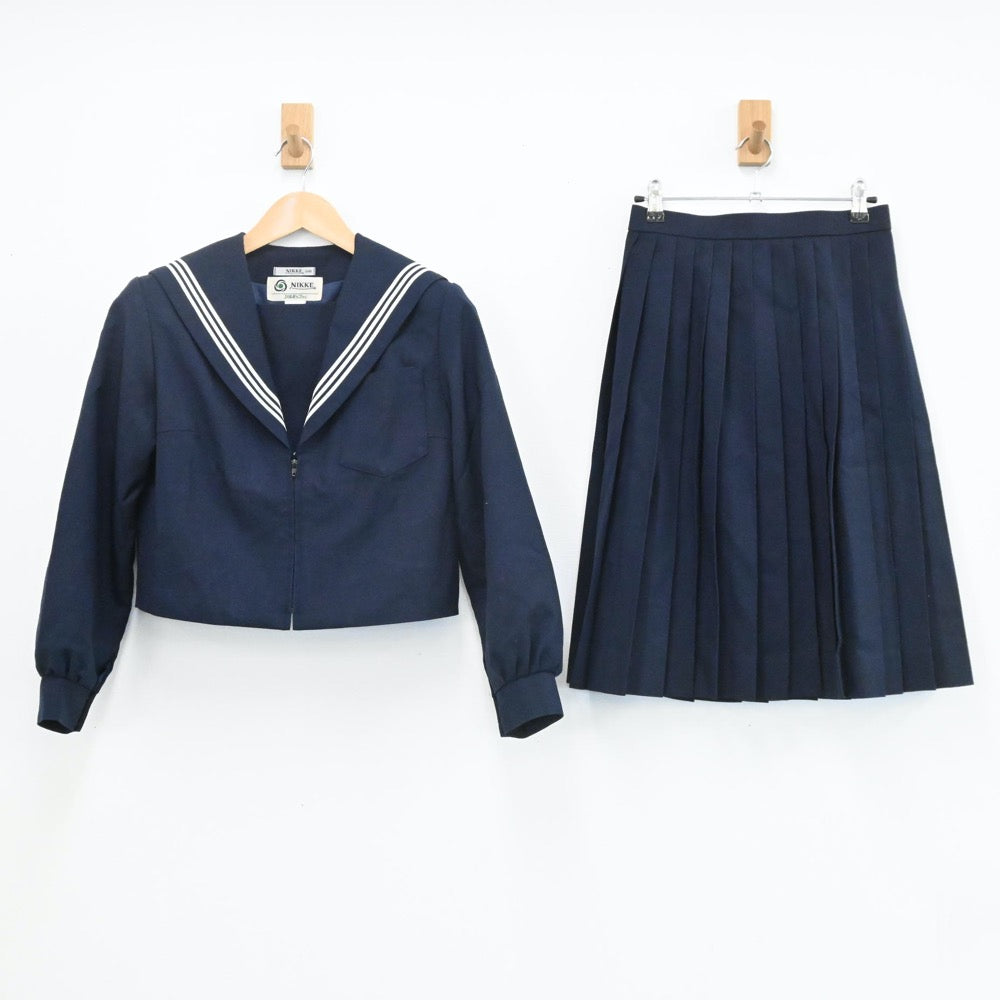 中古制服】愛知県 稲沢市立祖父江中学校 女子制服 2点