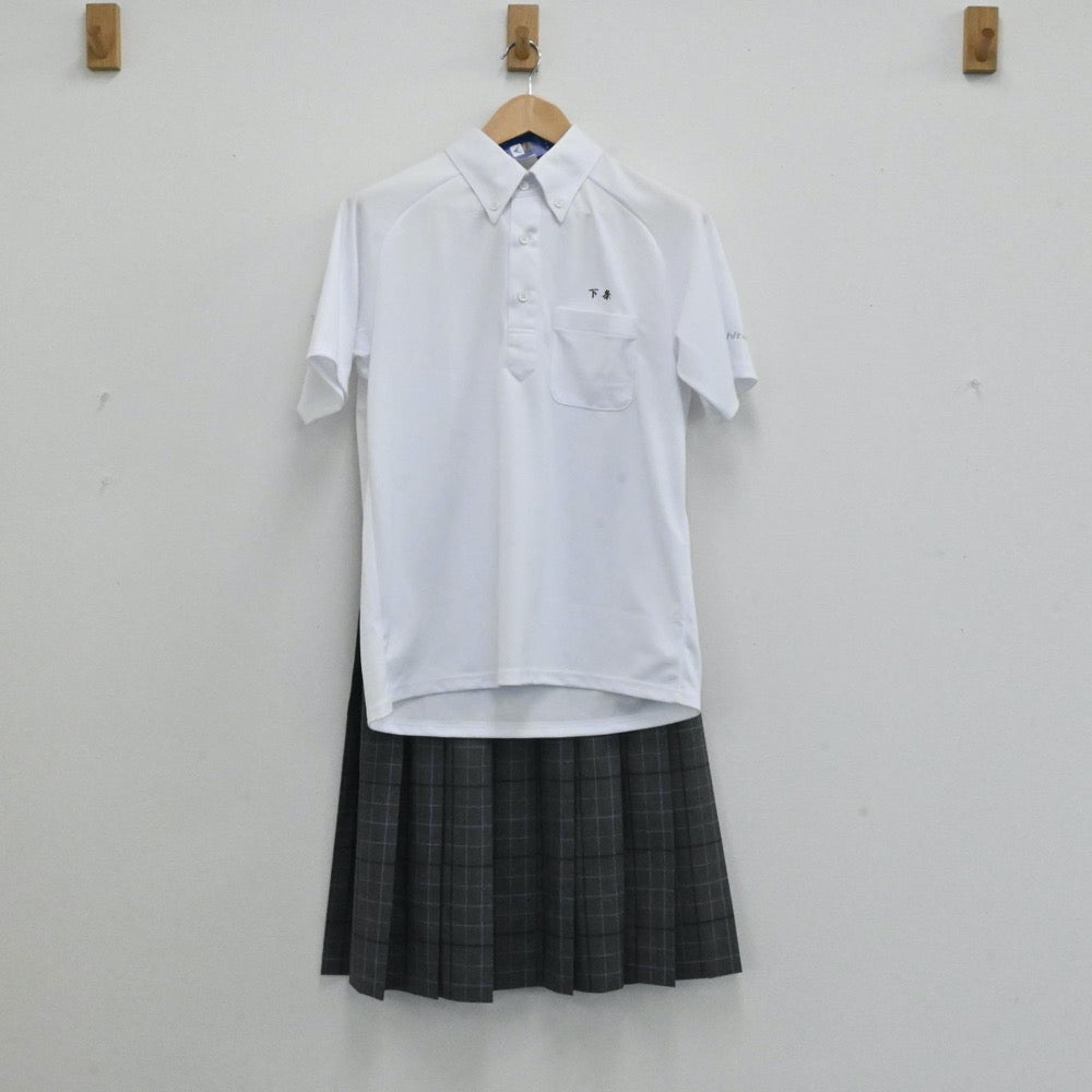 【中古】福岡県 粕屋中学校 女子制服 3点（シャツ・スカート）sf004106