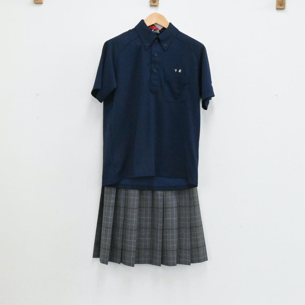 【中古】福岡県 粕屋中学校 女子制服 3点（シャツ・スカート）sf004106