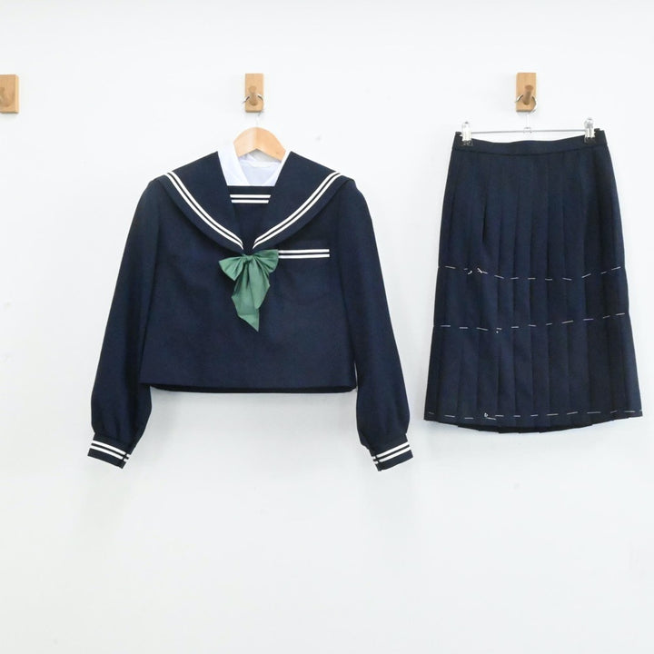 【中古】奈良県 橿原市立大成中学校 女子制服 6点（セーラー服・シャツ・スカート）sf004146