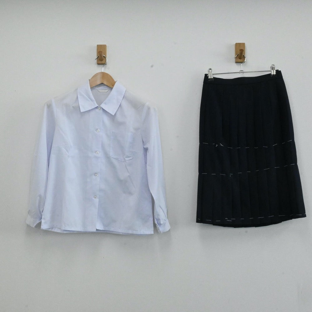 【中古】奈良県 橿原市立大成中学校 女子制服 6点（セーラー服・シャツ・スカート）sf004146