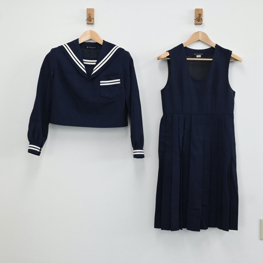 【中古】熊本県 熊本大学附属中学校 女子制服 2点（セーラー服・ジャンパースカート）sf004275