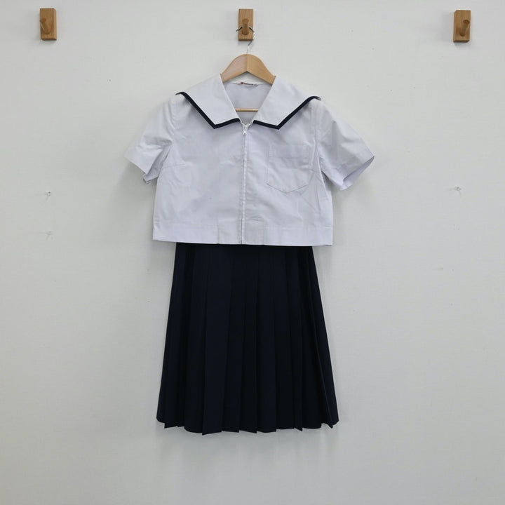 【中古】熊本県 熊本大学附属中学校 女子制服 5点（セーラー服・スカート）sf004280