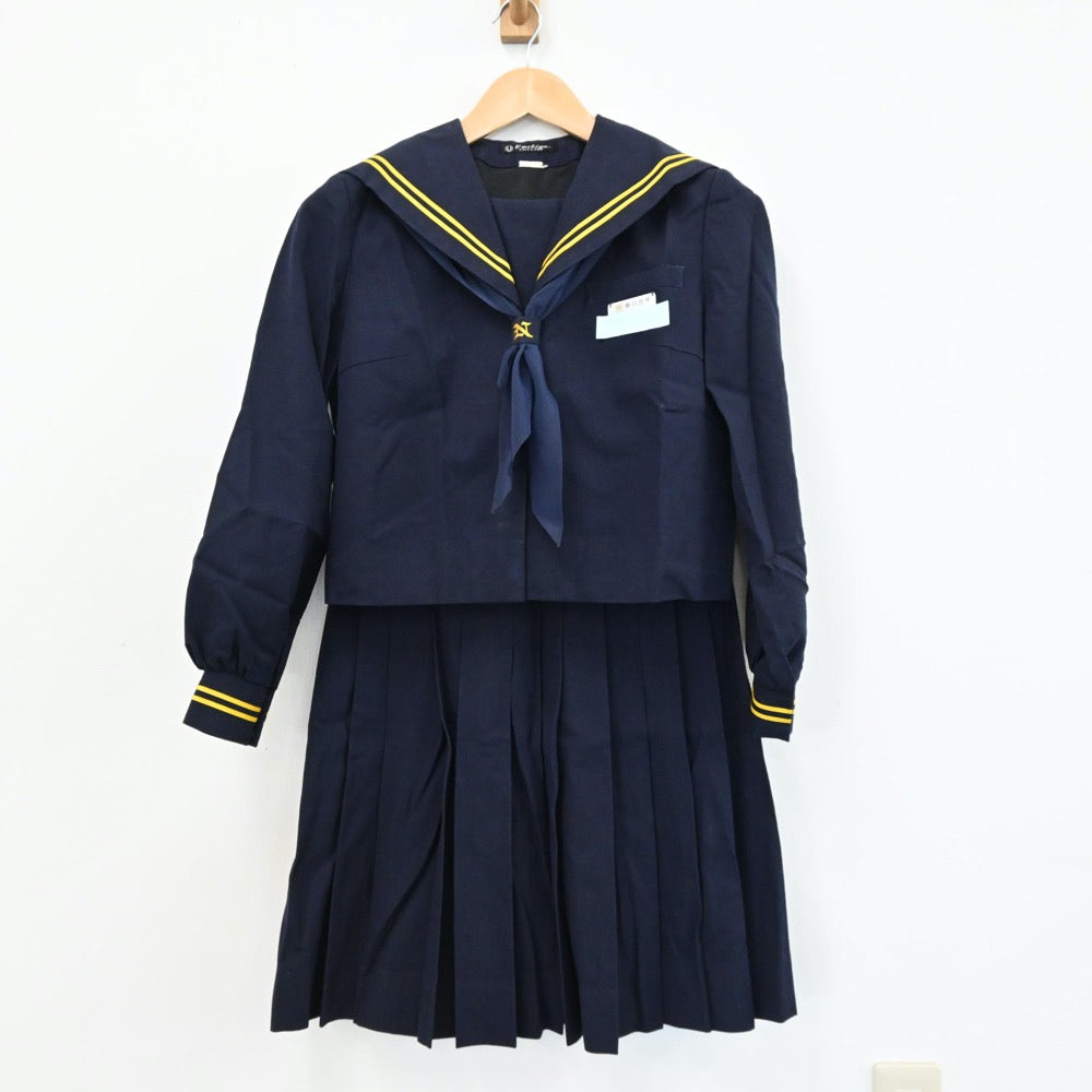 【中古】静岡県 掛川市立北中学校 女子制服 2点（セーラー服・スカート）sf004771