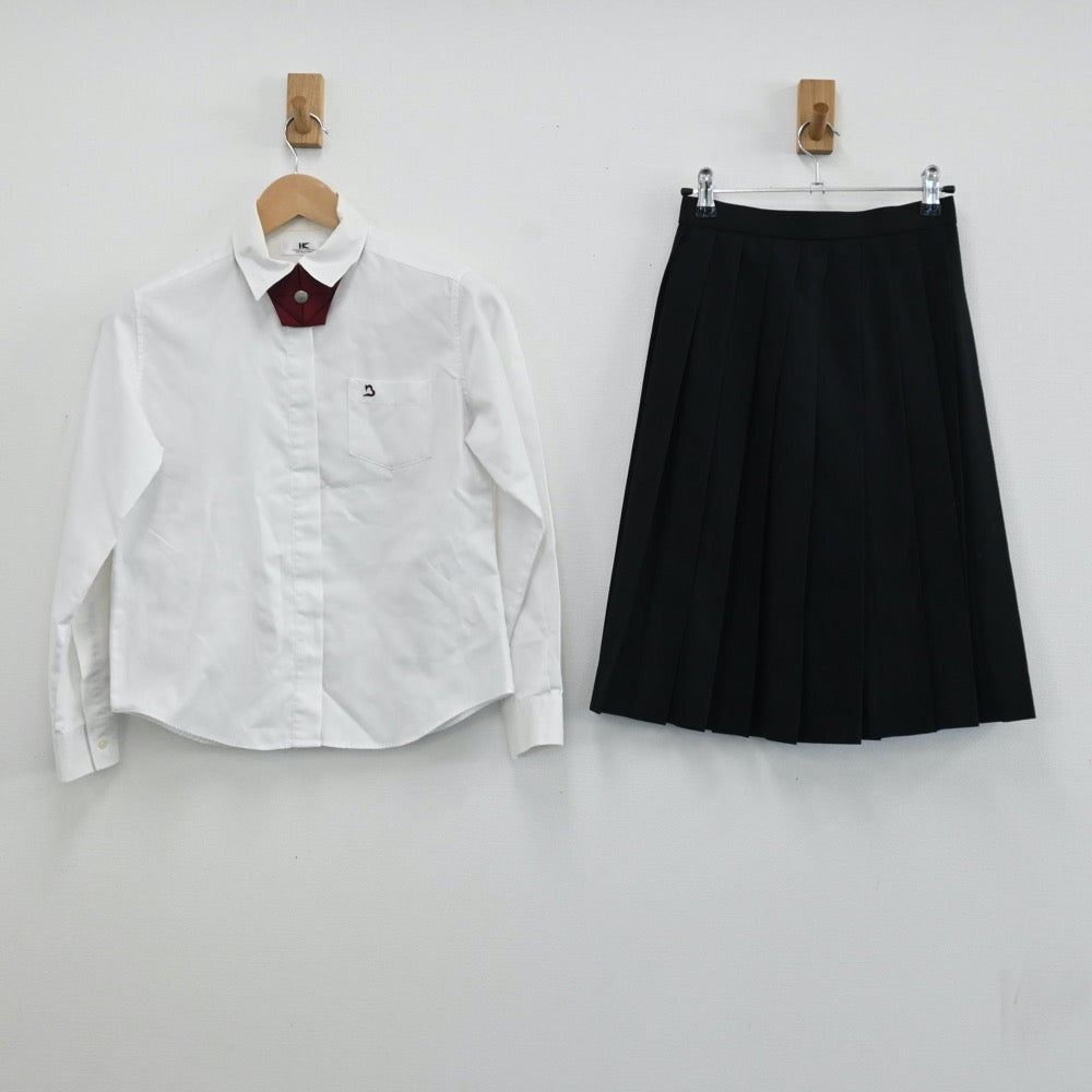 中古制服】大阪府 梅花高等学校 女子制服 4点（ニット・シャツ