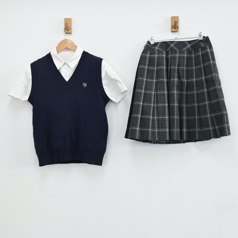 【中古】東京都 実践学園高等学校 女子制服 3点（ニットベスト・シャツ・スカート）sf005190