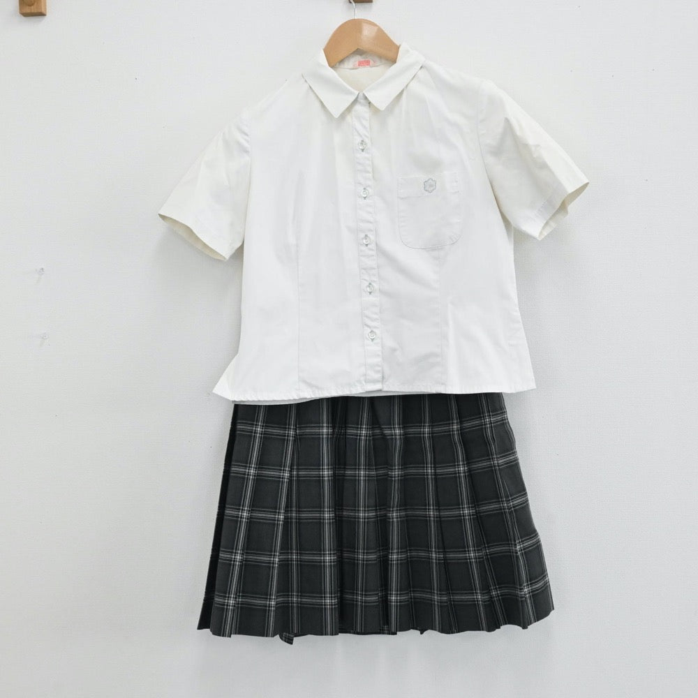 【中古】東京都 実践学園高等学校 女子制服 3点（ニットベスト・シャツ・スカート）sf005190