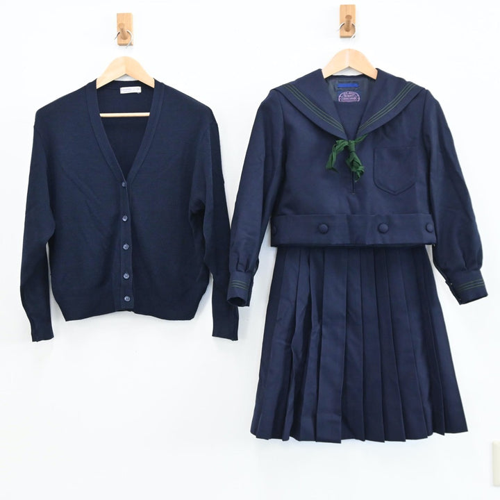 【中古】大阪府 大阪府樟蔭高等学校 女子制服 5点（セーラー服・ニット・スカート）sf005426