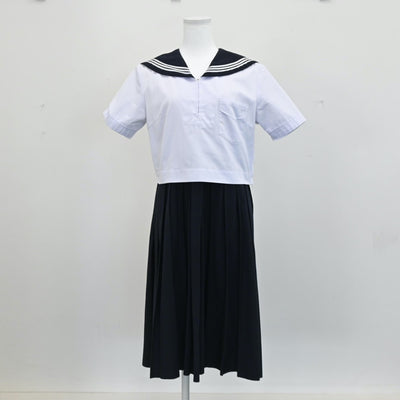 【中古】福岡県 精華女子高等学校 女子制服 3点（セーラー服・スカート）sf005455