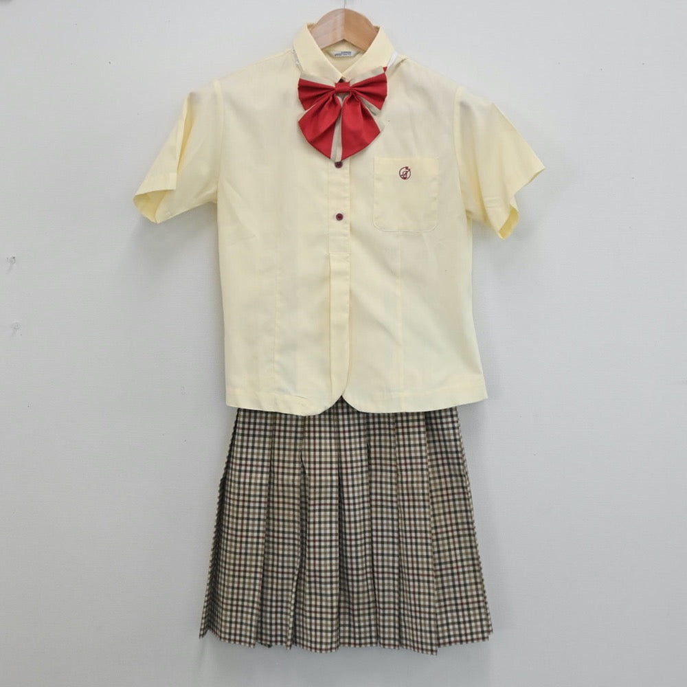 【中古】佐賀県 佐賀龍谷学園高等学校 女子制服 5点（シャツ・スカート）sf005632