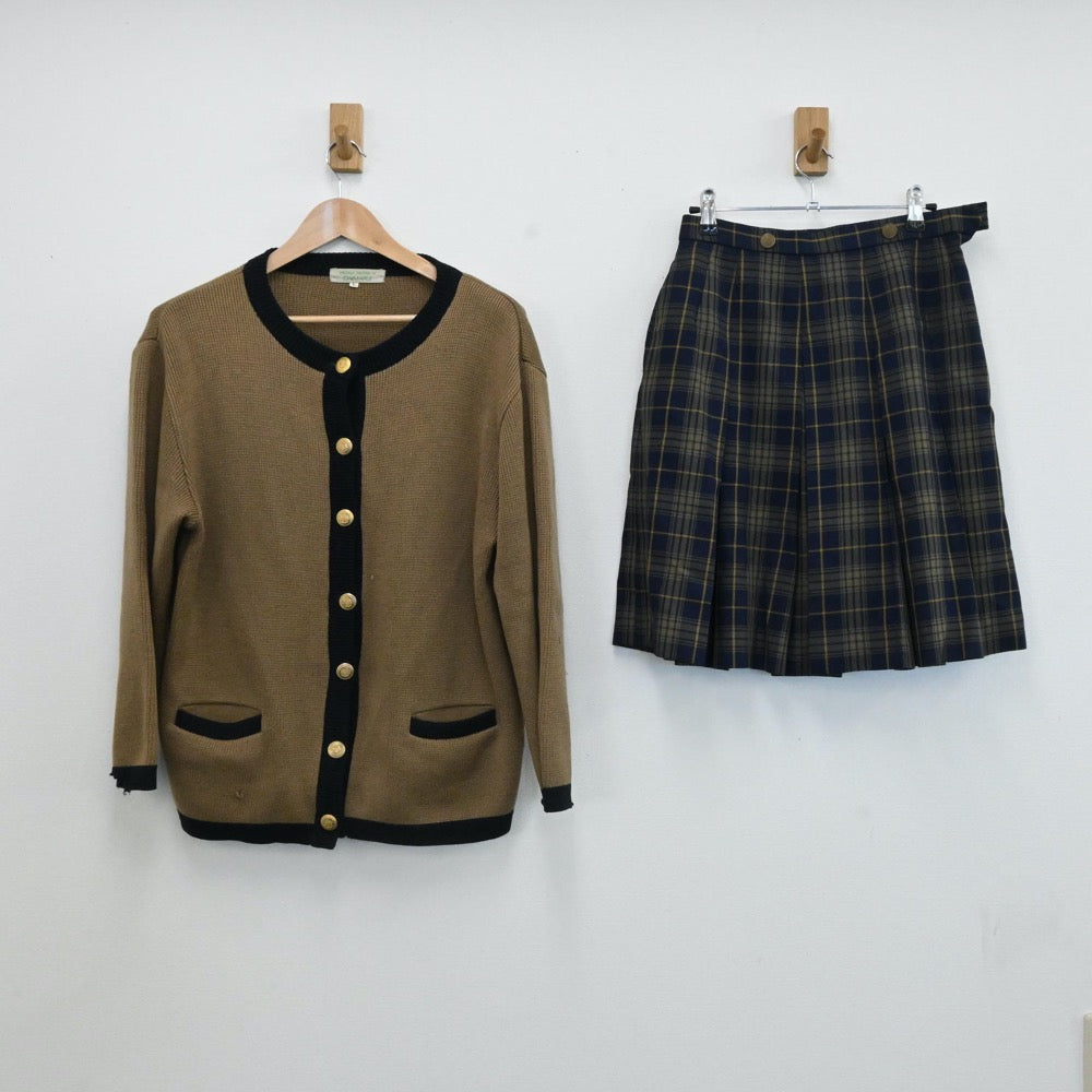 【中古】福岡県 福岡女子高等学校 女子制服 3点（ブレザー・スカート・ニット）sf006106