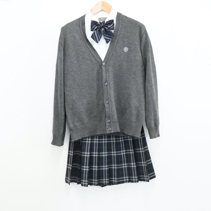 中古制服】東京都 目黒日本大学高等学校/旧日出高等学校 女子制服 4点（シャツ・ニット・スカート）sf006161【リサイクル学生服】 | 中古制服 通販パレイド