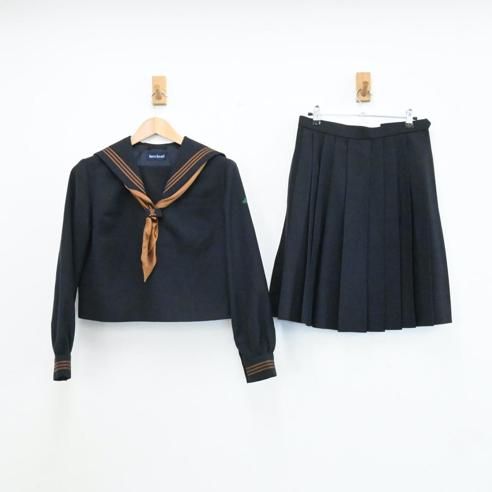 【中古】東京都 関東国際高等学校 女子制服 4点（セーラー服・ニット・スカート）sf006363